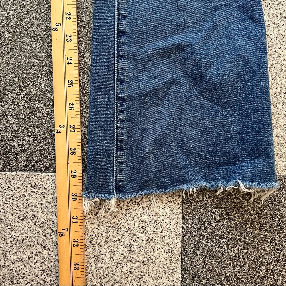 🌸3/$30 LOFT Women's Blue The Slim Flare Jeans- Size 00 - Picture 4 of 10